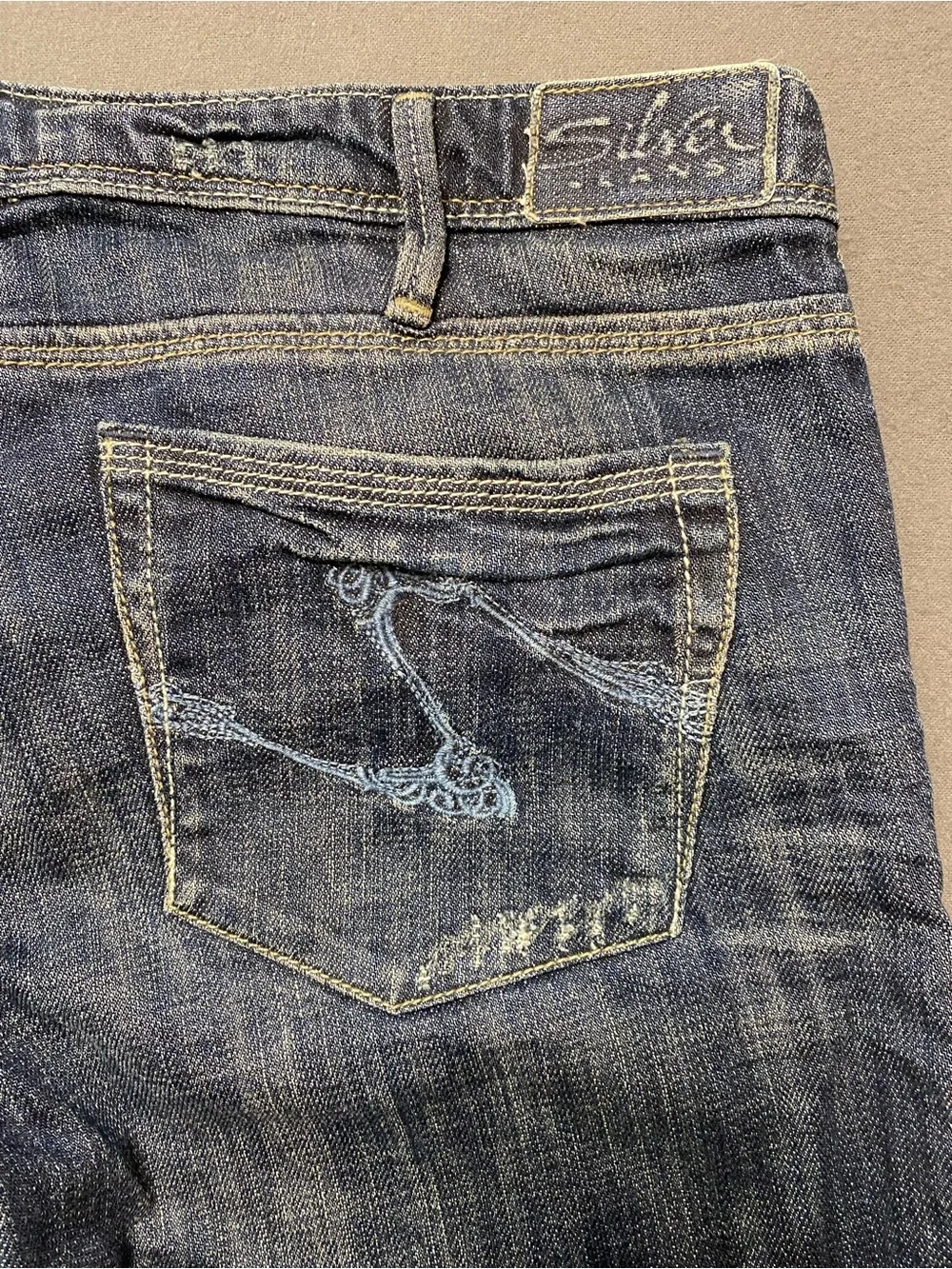 Silver Jeans Women's Isabel Medium Blue Bootcut Jeans 30/33